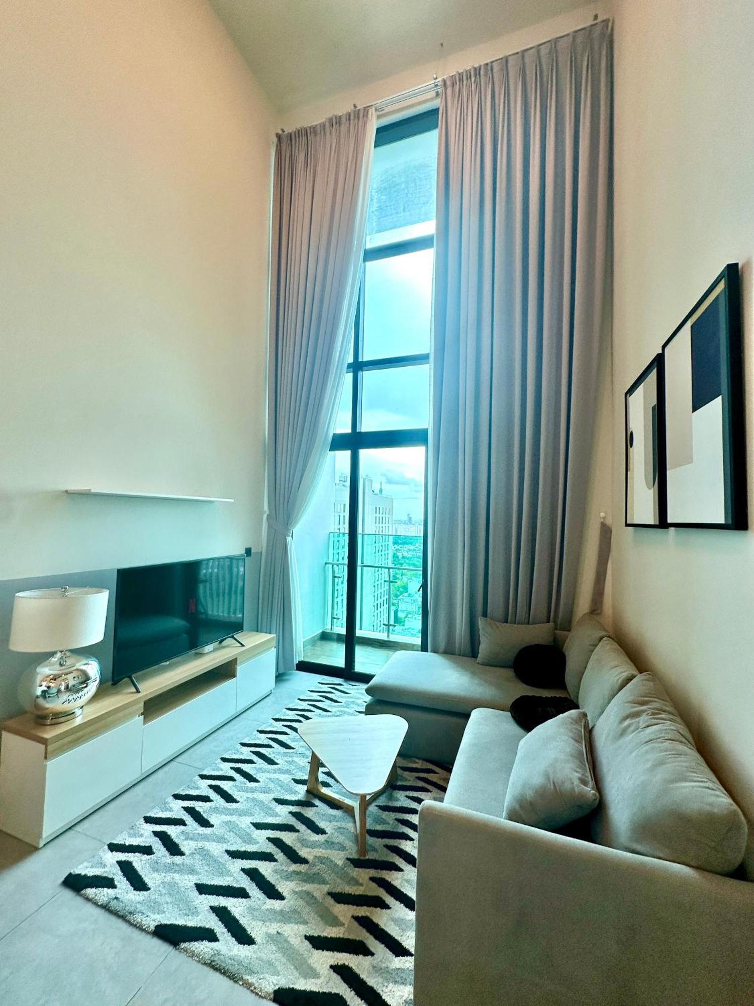 Feliz Luxurry Duplex Apartment Saigon Ho-Chi-Minh-Stadt Exterior foto