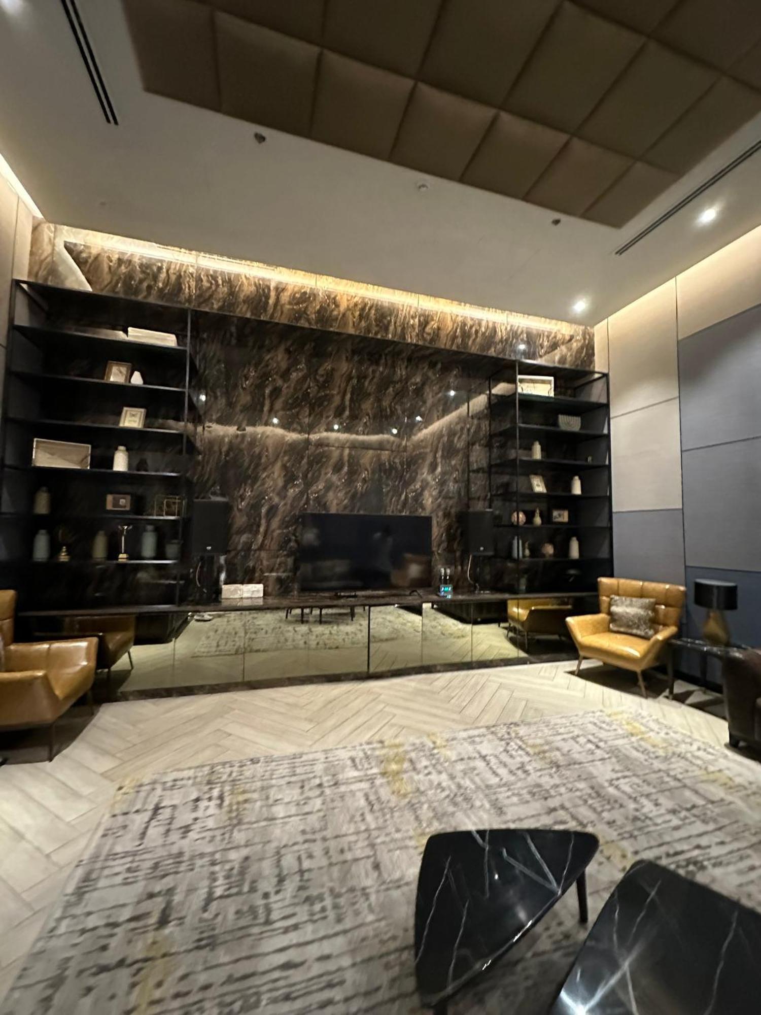 Feliz Luxurry Duplex Apartment Saigon Ho-Chi-Minh-Stadt Exterior foto
